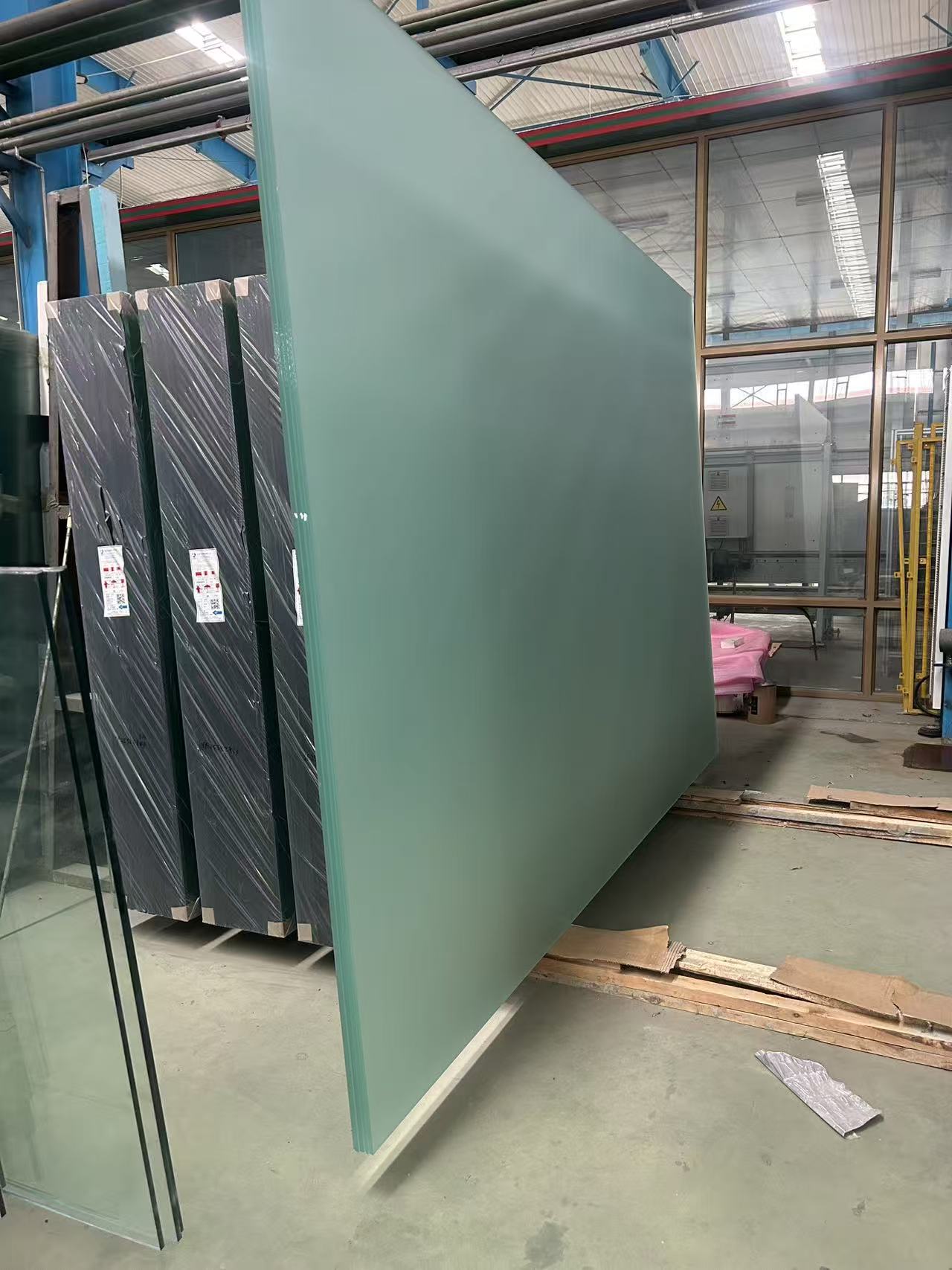 汕头市彩轴玻璃建筑幕墙玻璃生产基地 - 推荐